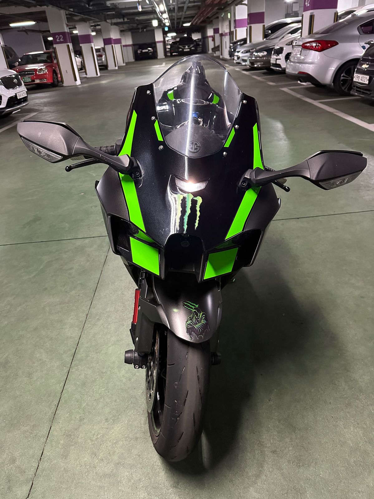 가와사키 닌자 ZX 10 R more