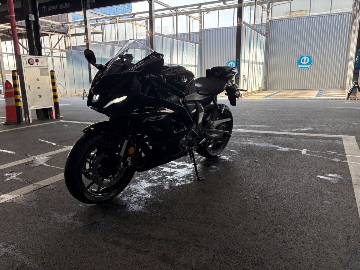 야마하 YZF R7 main