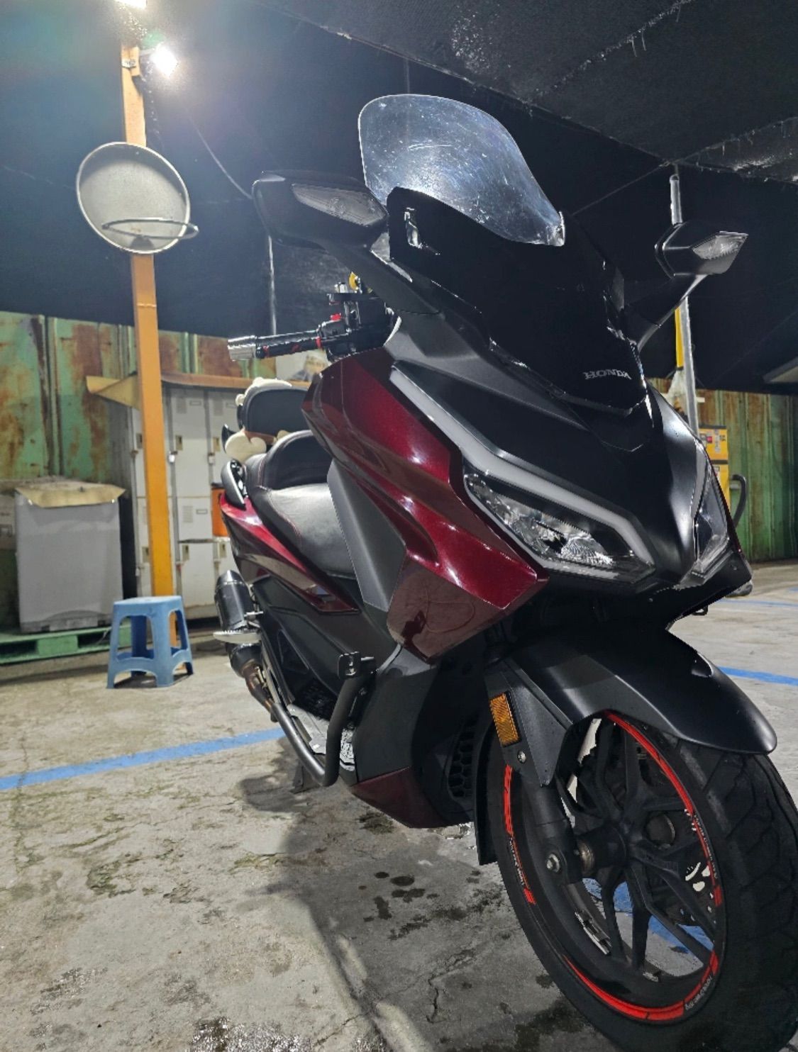 혼다 포르자 350 main
