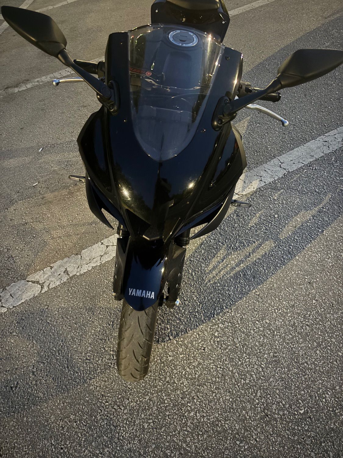 야마하 YZF R3 thumb 2
