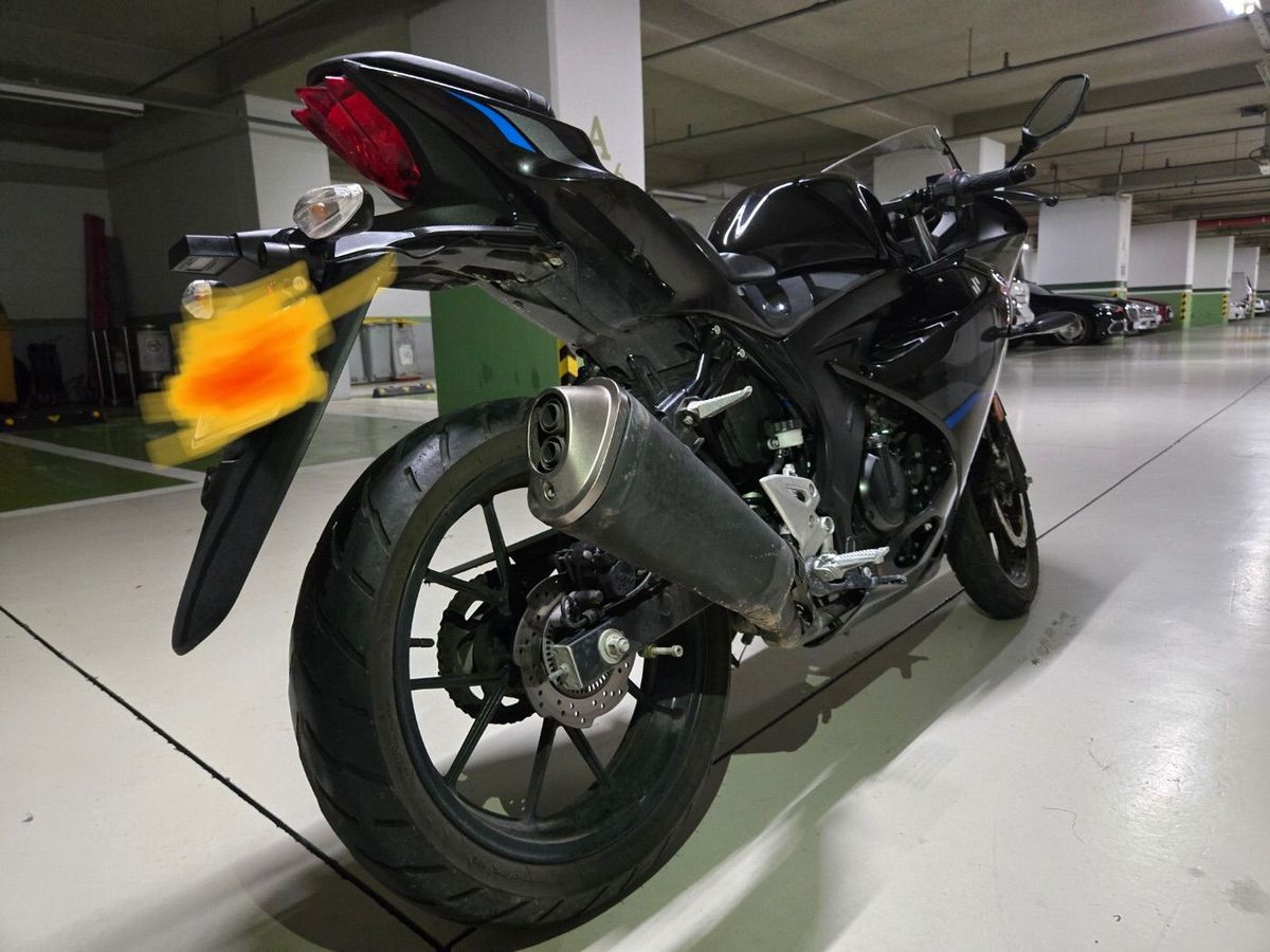 스즈키 GSX R 125 ABS 5