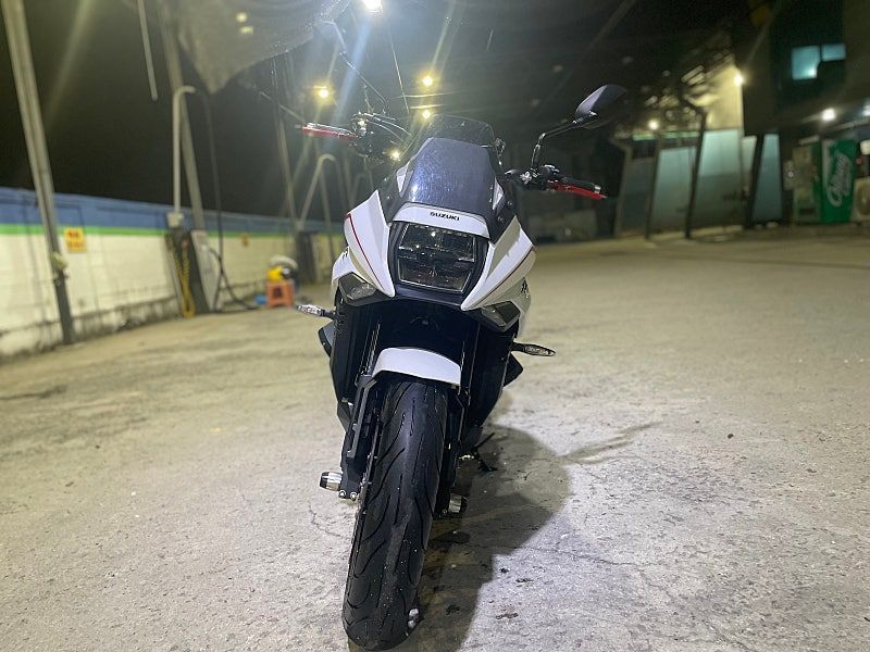 스즈키 카타나 1000 5