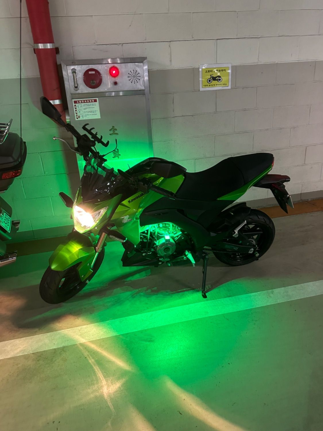 가와사키 Z 125 9