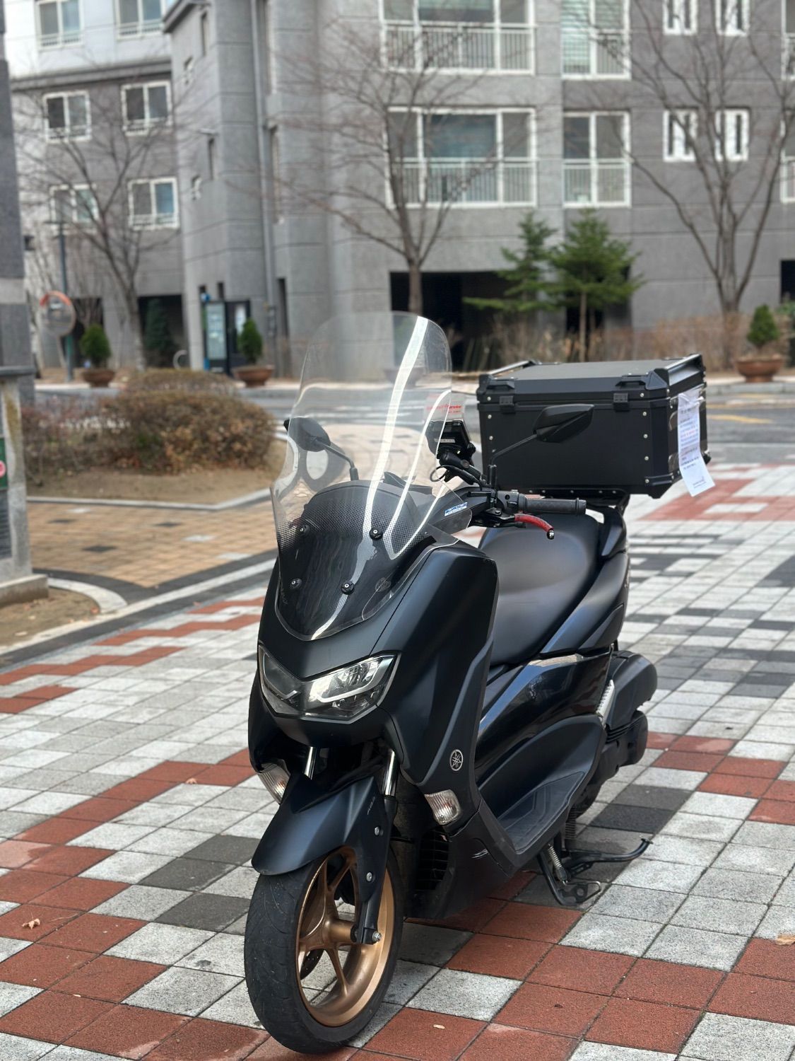 야마하 NMAX 125 thumb 2