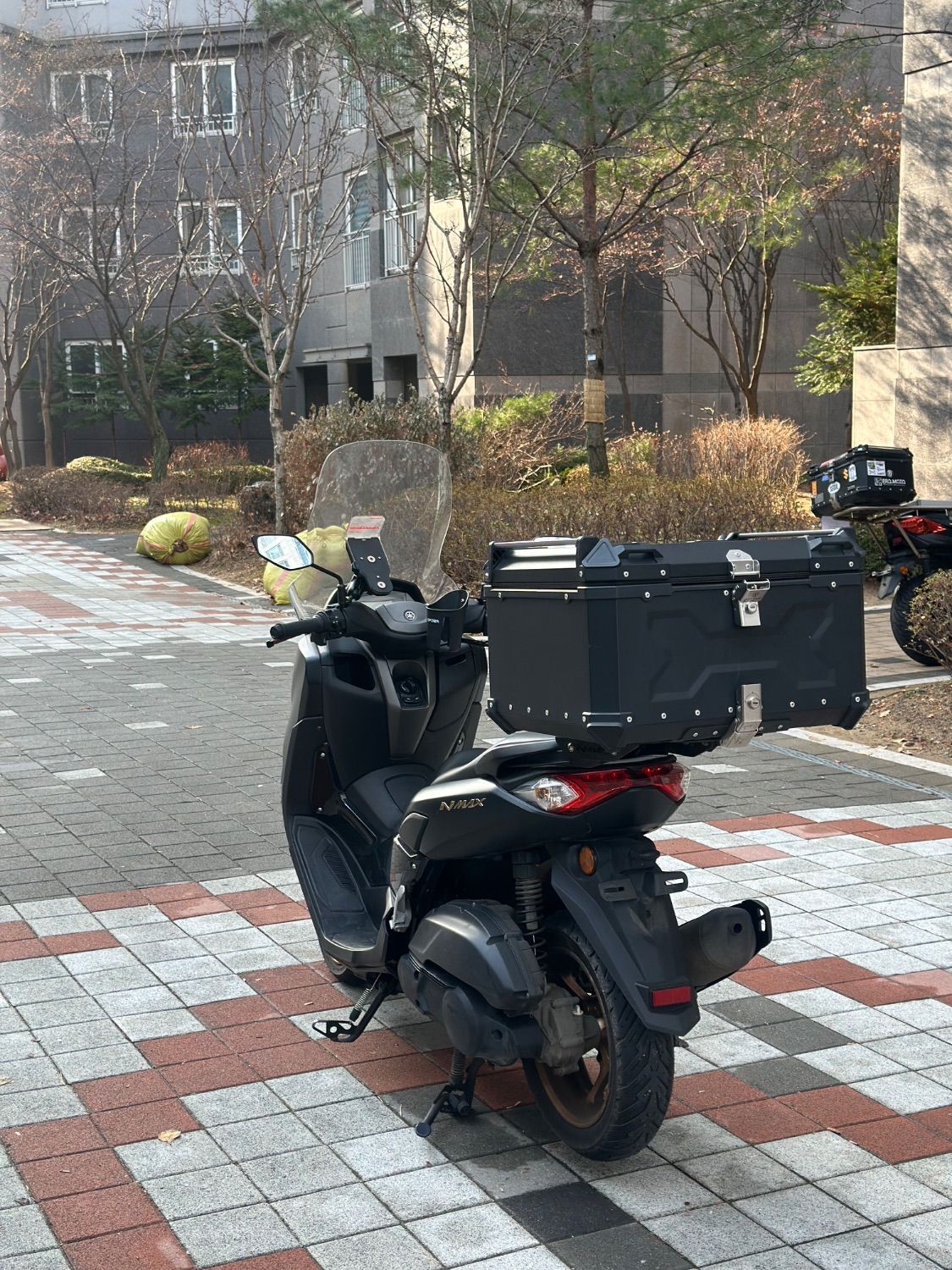 야마하 NMAX 125 4