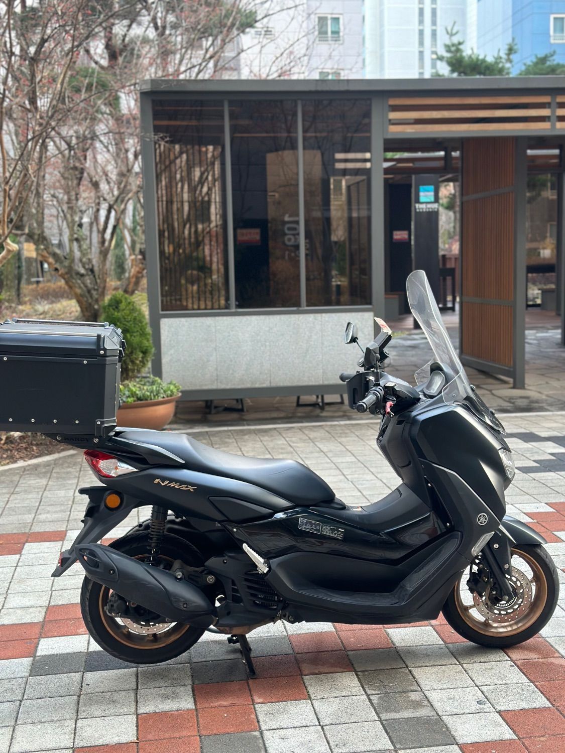야마하 NMAX 125 7