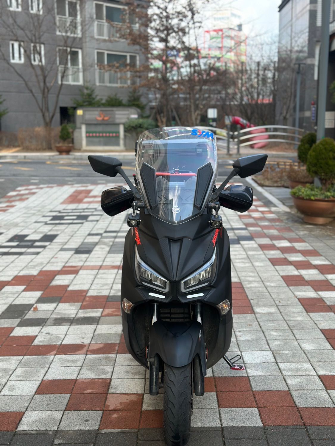 SYM 조이맥스 Z 300 플러스 ABS main