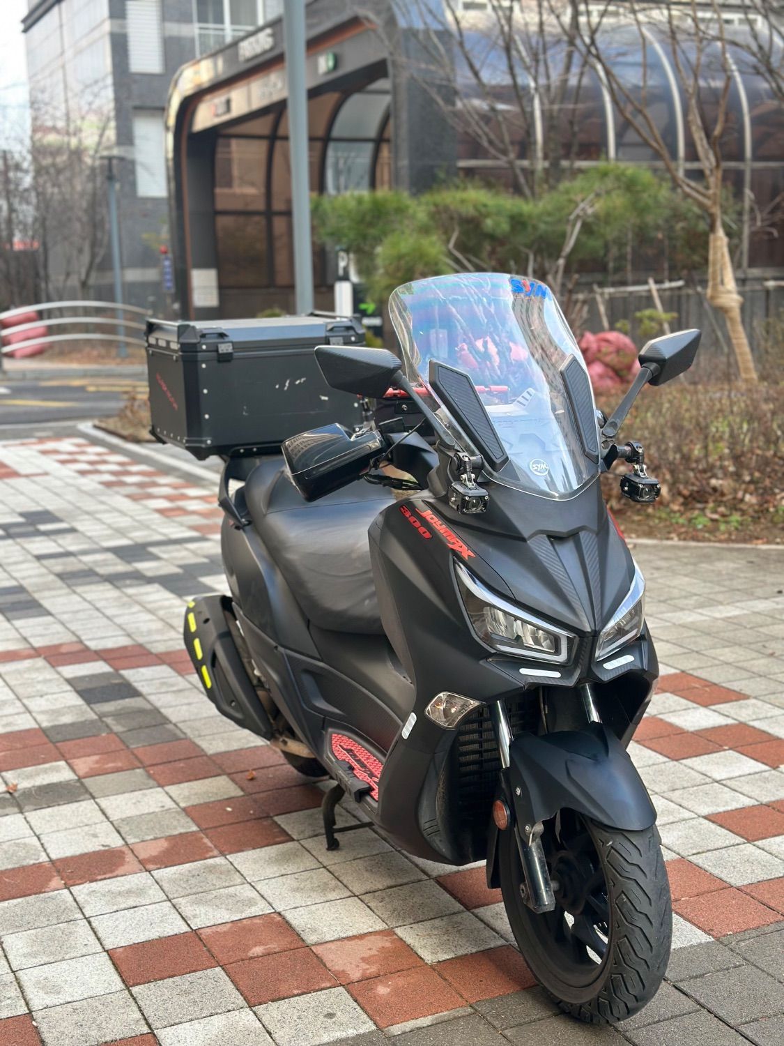 SYM 조이맥스 Z 300 플러스 ABS 8