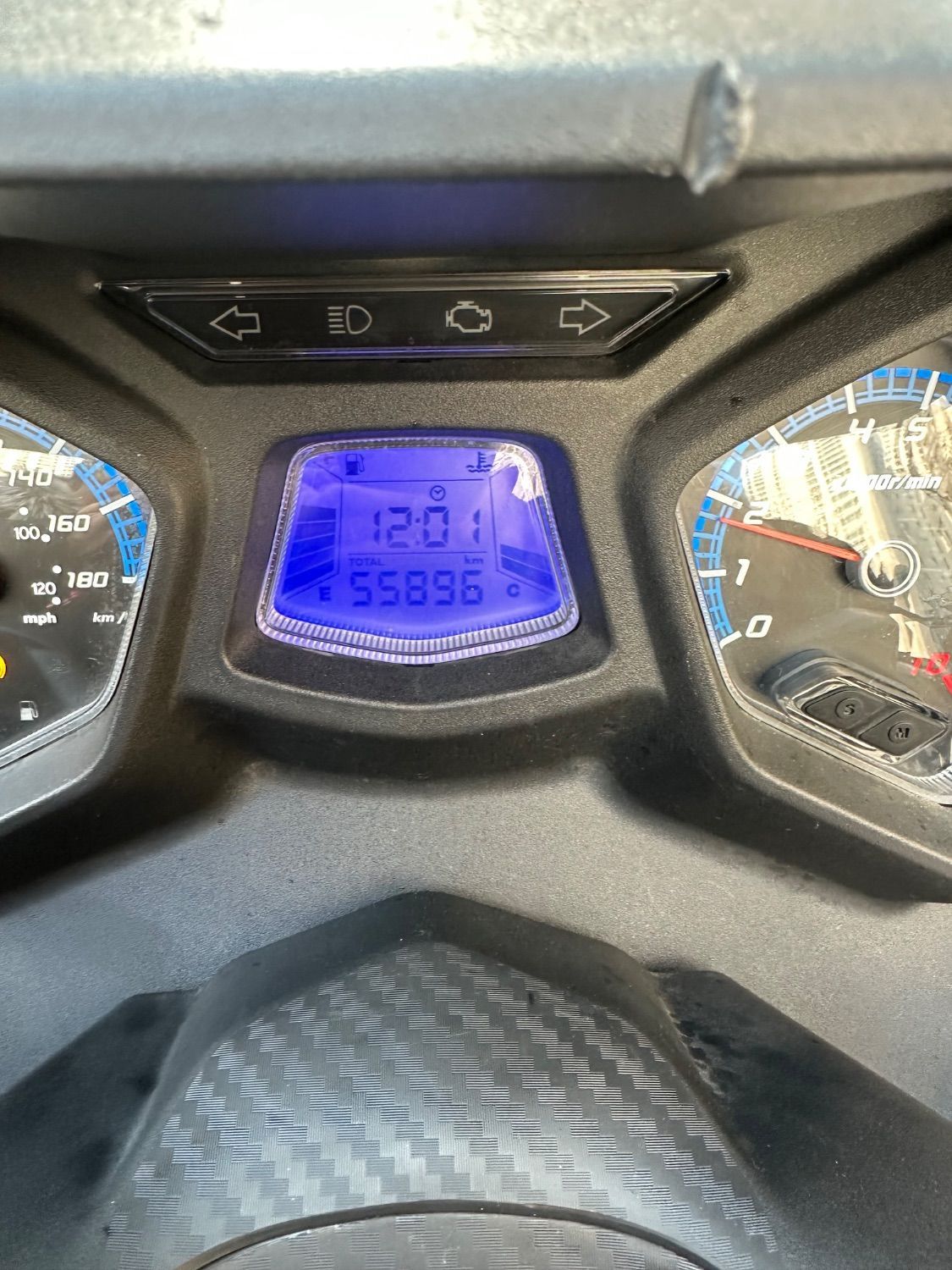 SYM 조이맥스 Z 300 플러스 ABS 10