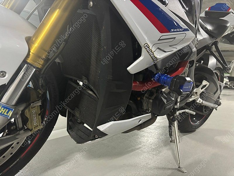 BMW S 1000 R main