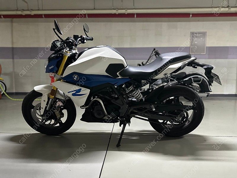 BMW G 310 R thumb 2