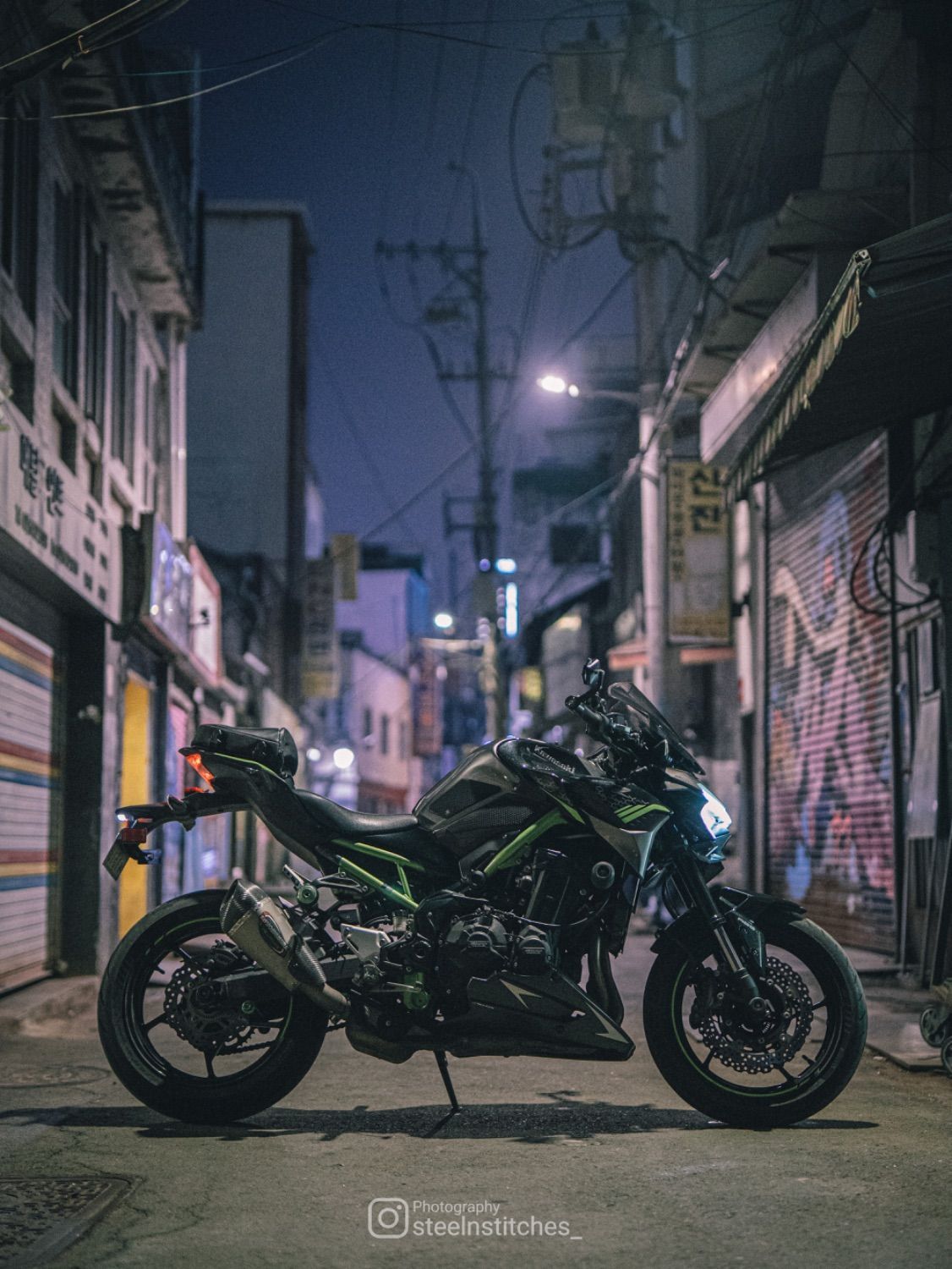 가와사키 Z 900 main