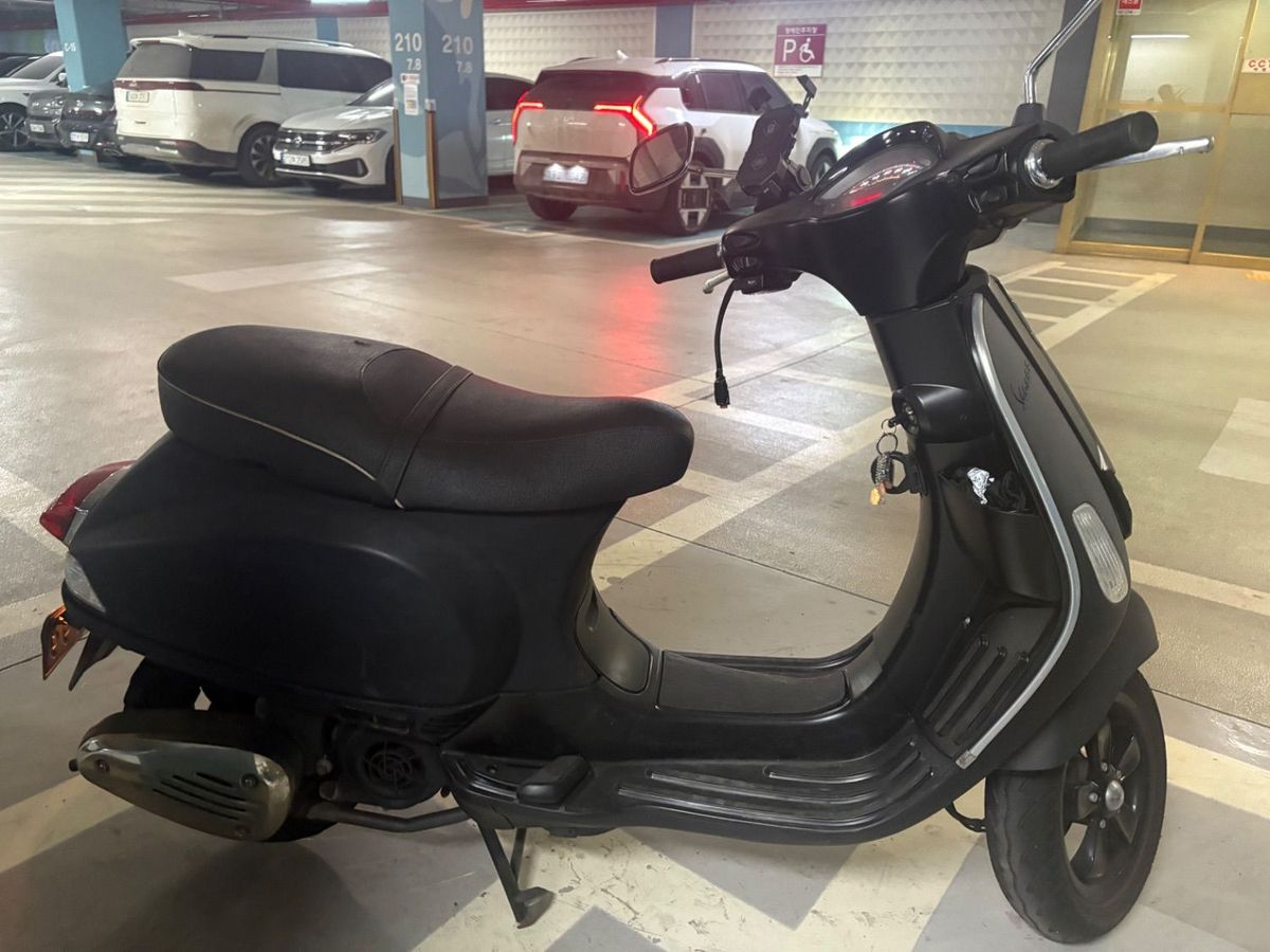 베스파 SXL 125 4