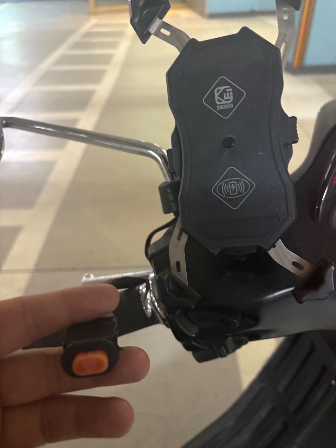 베스파 SXL 125 6