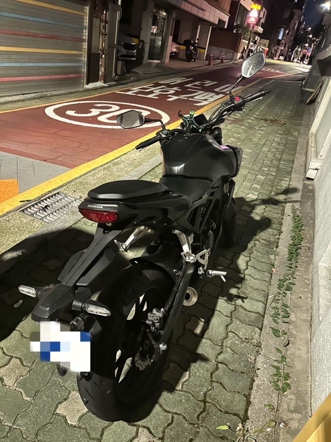 혼다 CB 125 R 4