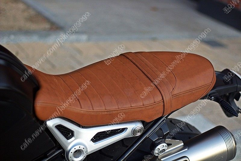 BMW R nine T 스크램블러 6