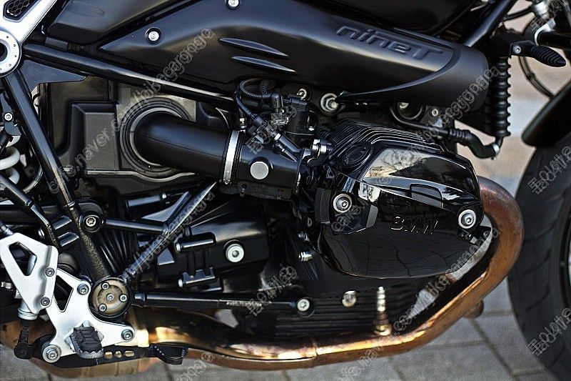 BMW R nine T 스크램블러 more