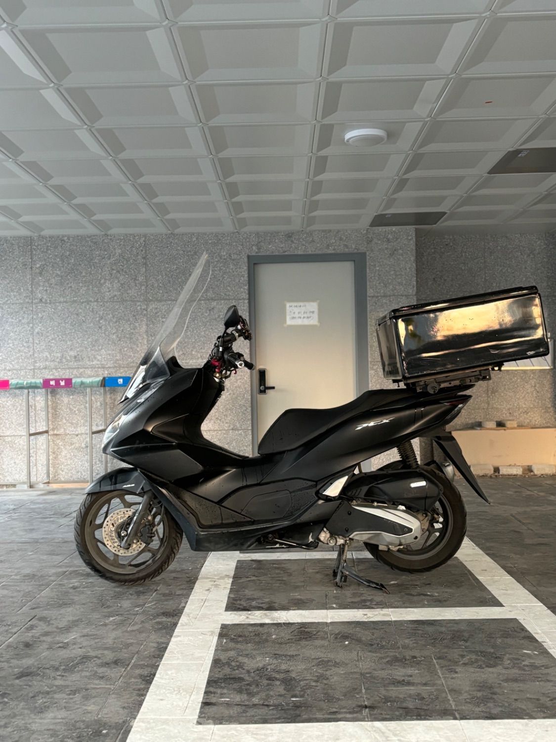 혼다 PCX 125 more
