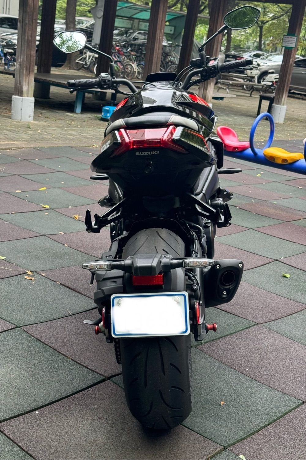 스즈키 카타나 1000 4