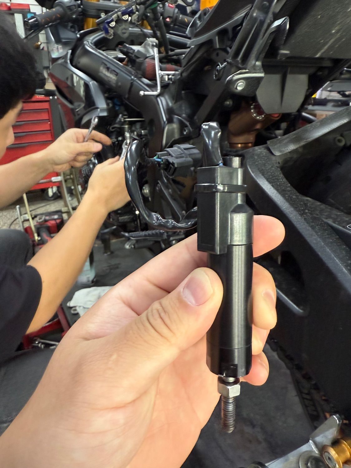 스즈키 GSX R 1000 R 블랙 에디션 6