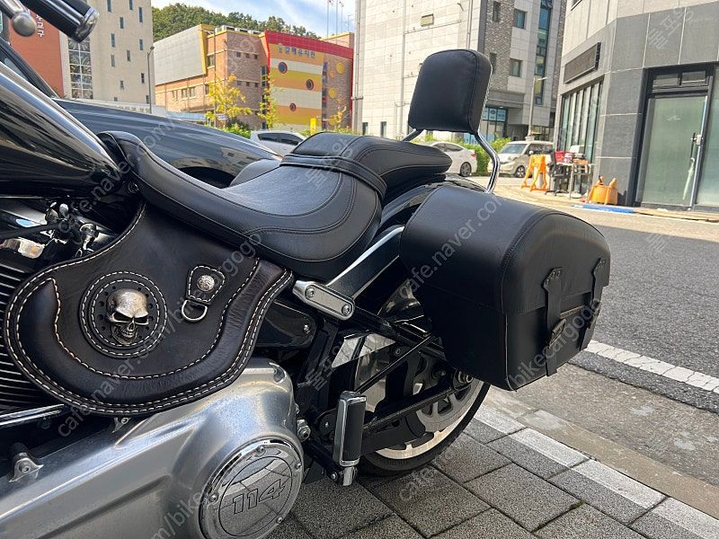 할리데이비슨 팻보이 114 more