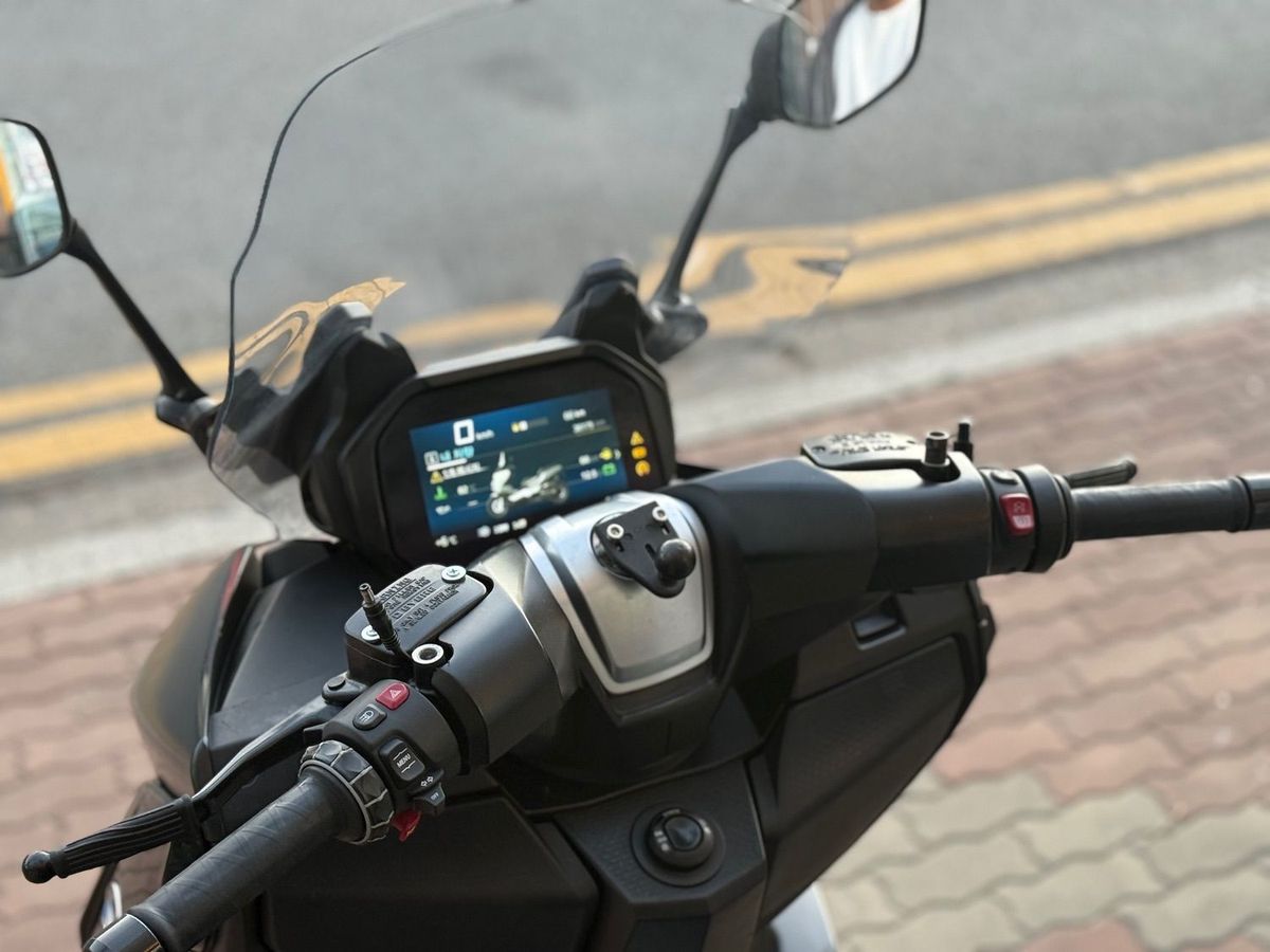BMW C 400 GT 8