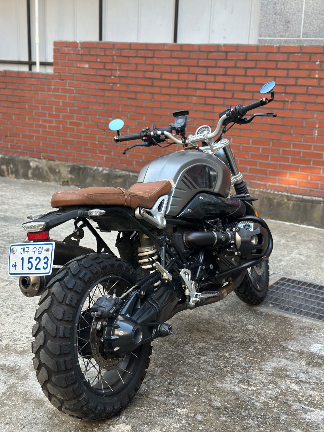 BMW R nine T 스크램블러 6