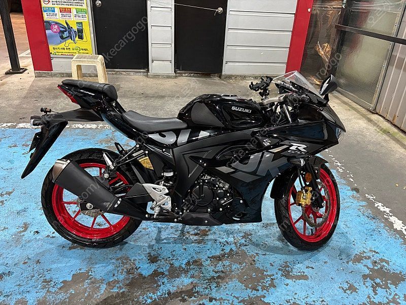 스즈키 GSX R 125 ABS 7