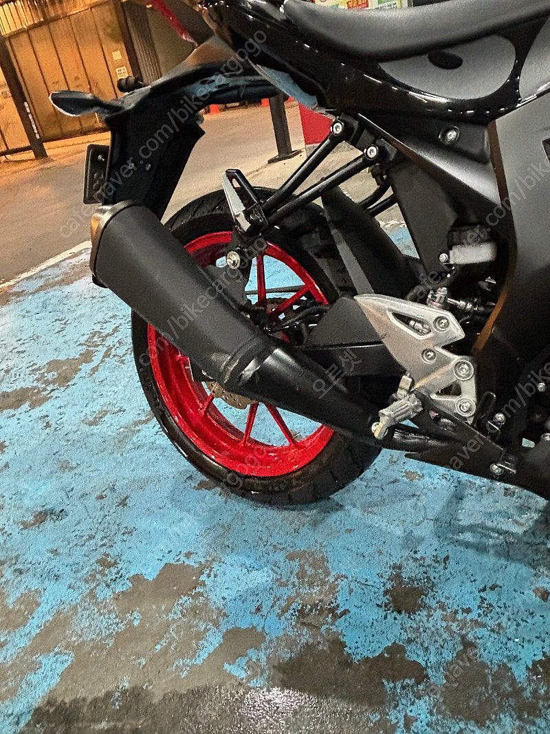 스즈키 GSX R 125 ABS 9