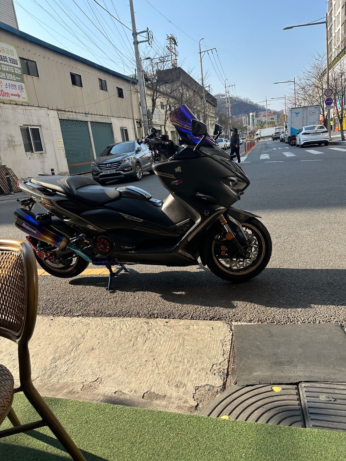 야마하 TMAX 560 main