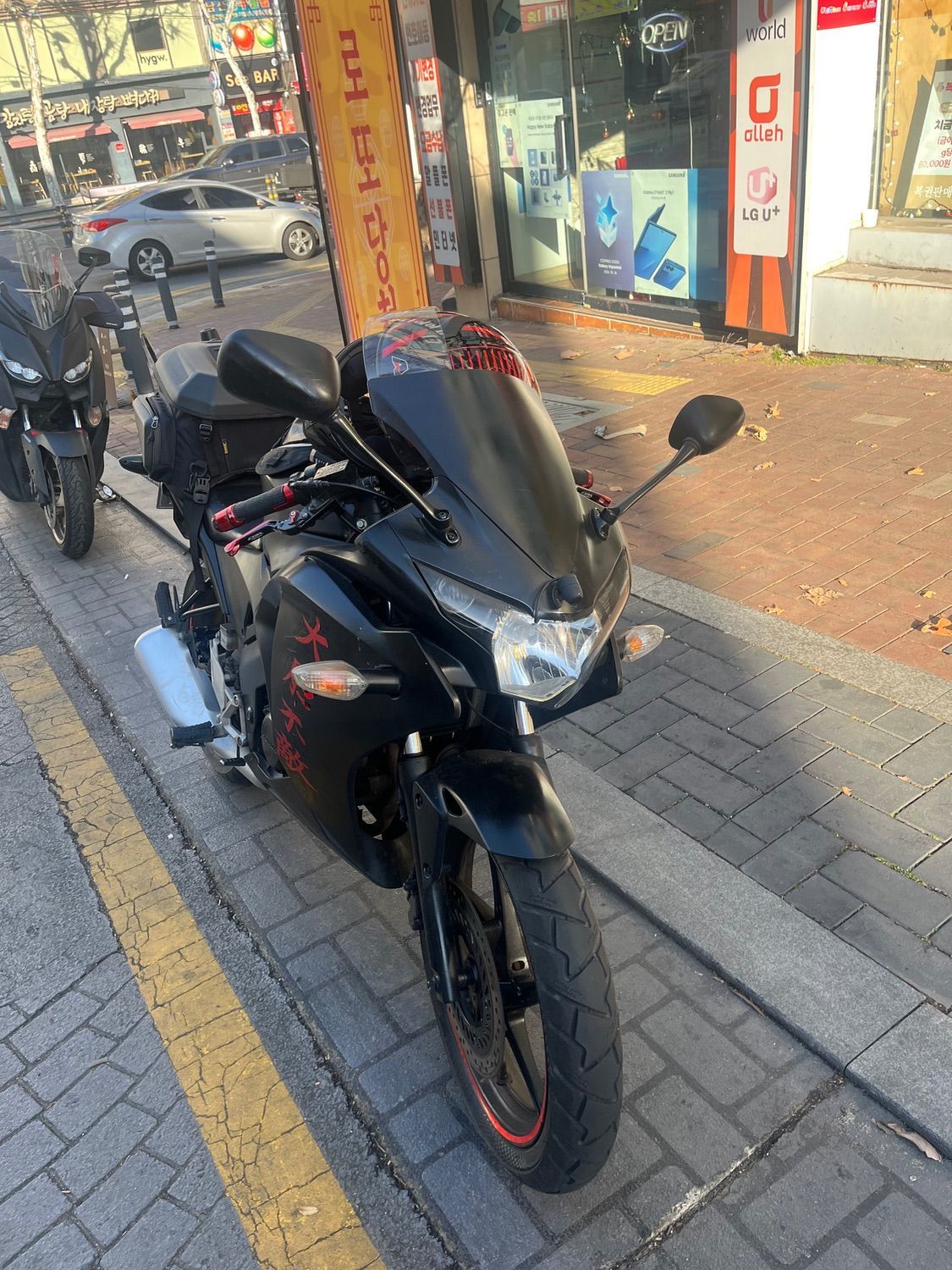 혼다 CBR 125 R more