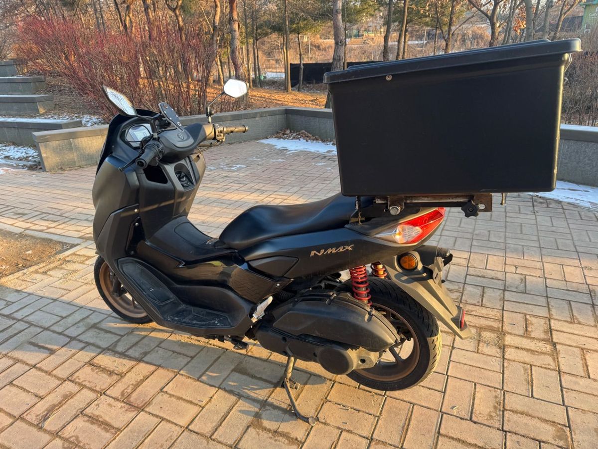야마하 NMAX 125 6