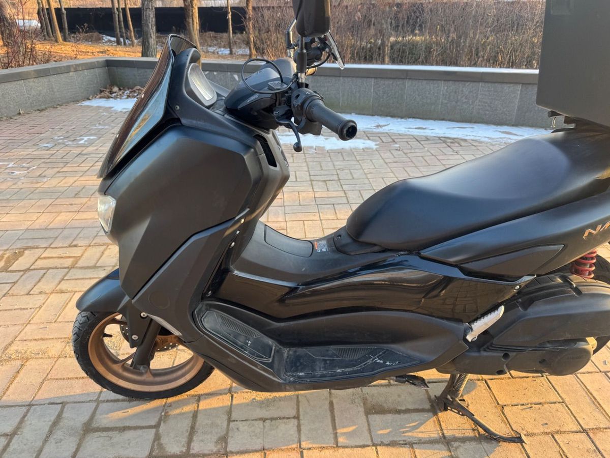 야마하 NMAX 125 11