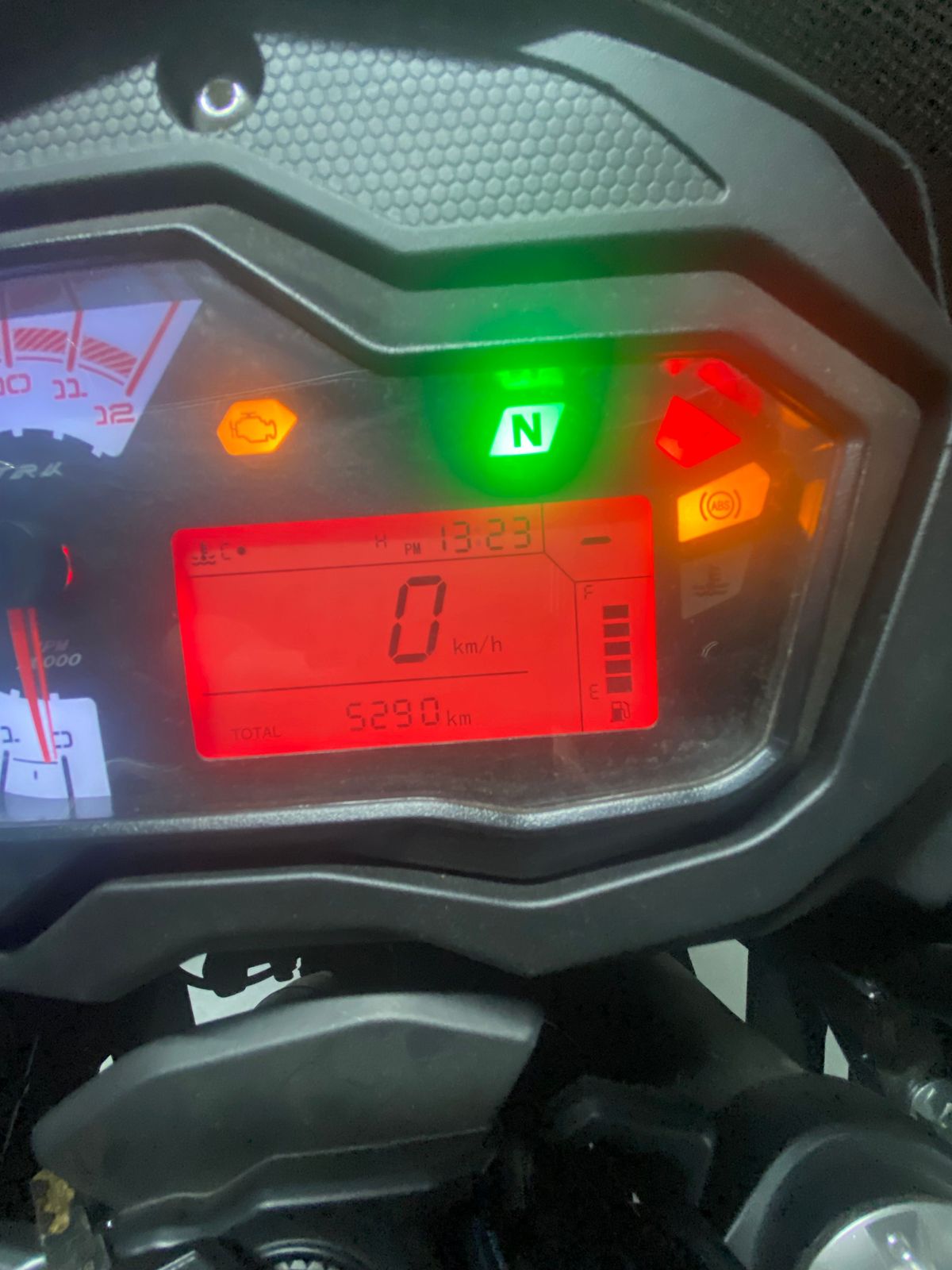 베넬리 TRK 502 X 8