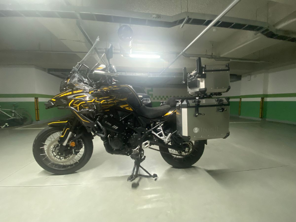 베넬리 TRK 502 X 10