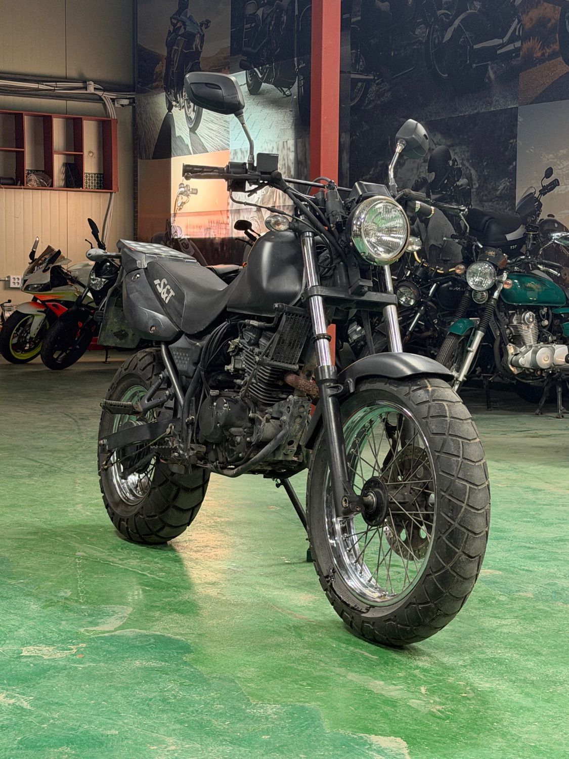 KR모터스 트로이 RT 125 main