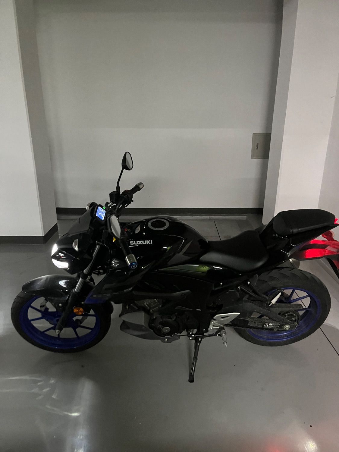 스즈키 GSX S 125 5