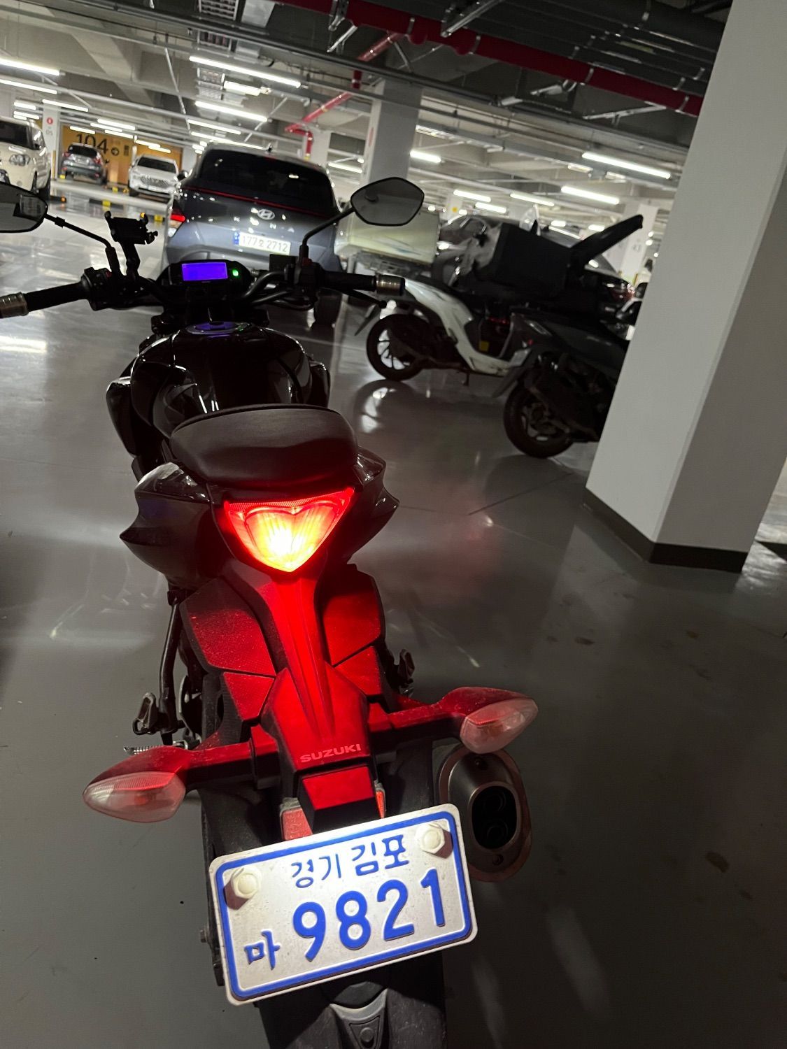 스즈키 GSX S 125 4