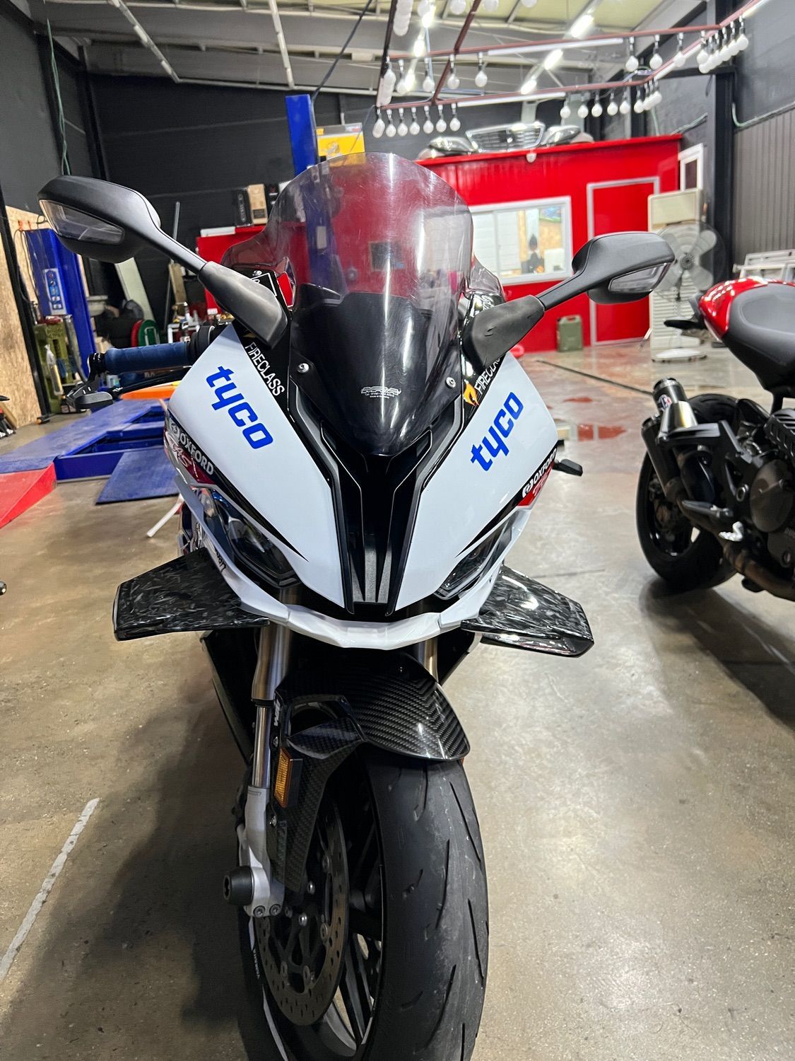 BMW S 1000 RR main