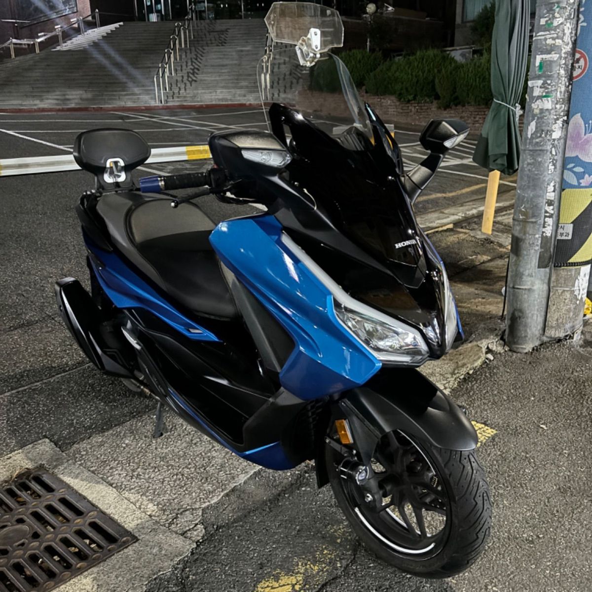 혼다 포르자 350 main