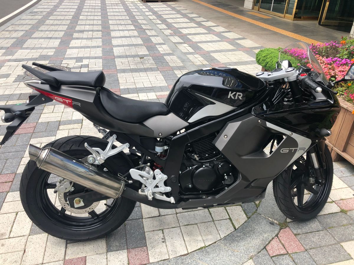 KR모터스 코멧 125 RC main
