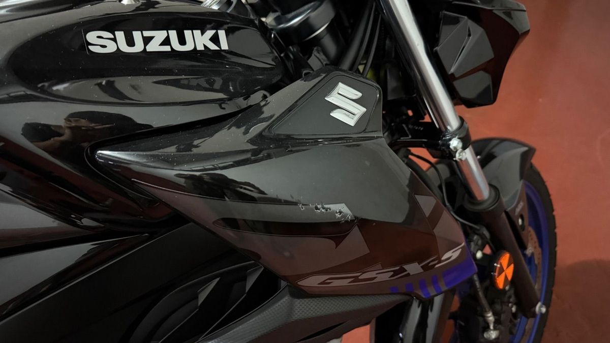 스즈키 GSX S 125 thumb 2