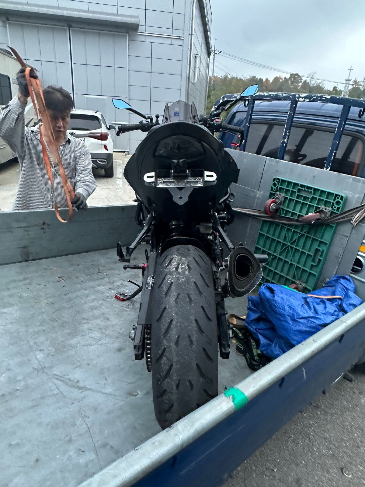 스즈키 GSX 750 thumb 2
