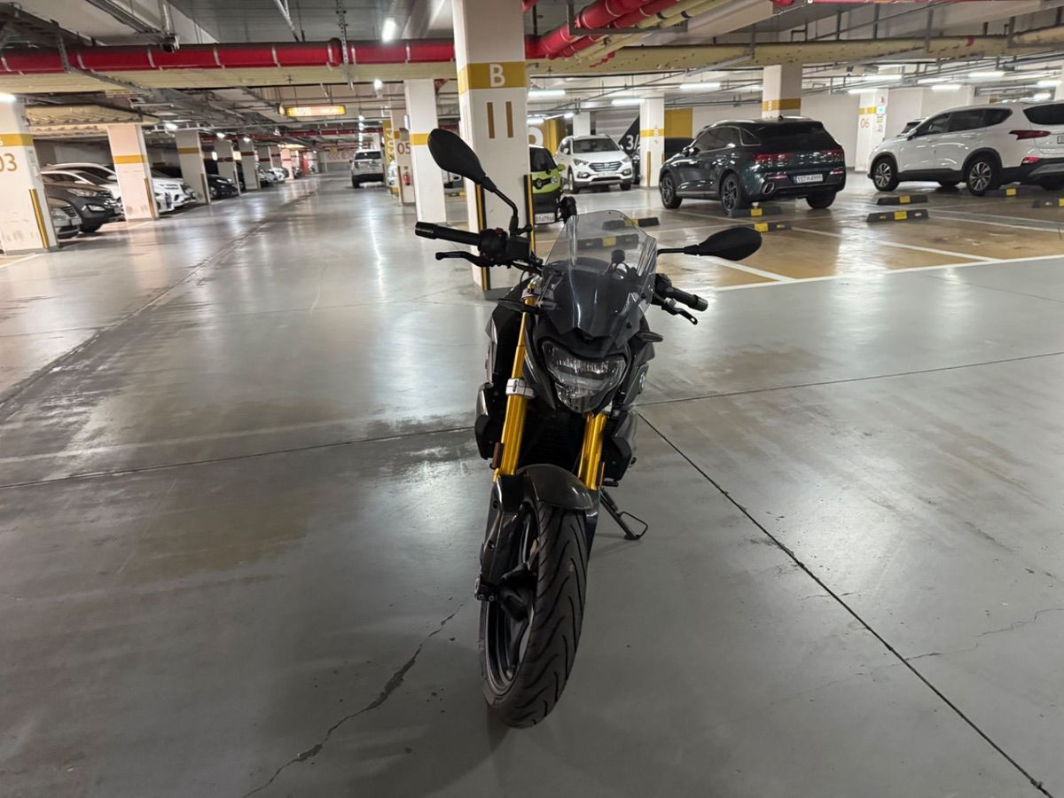 BMW G 310 R thumb 2