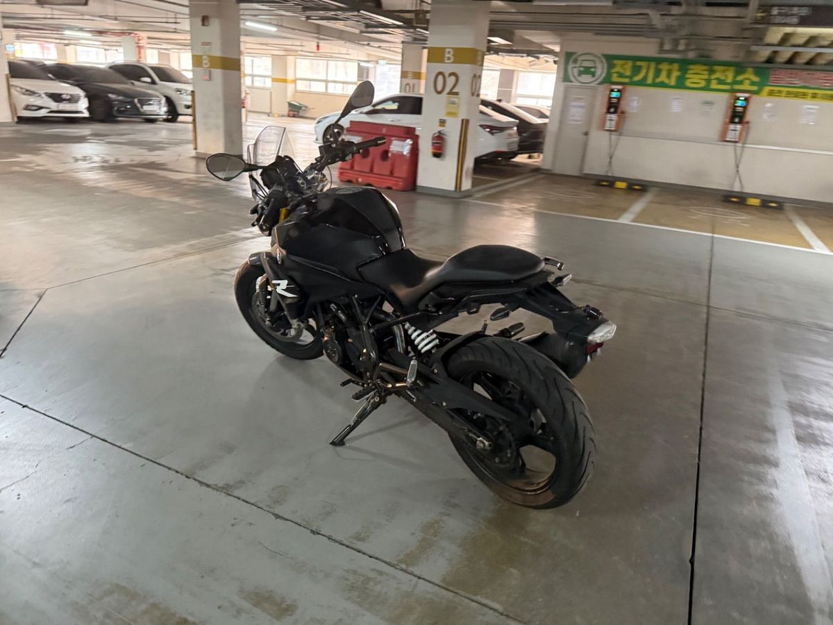 BMW G 310 R 7