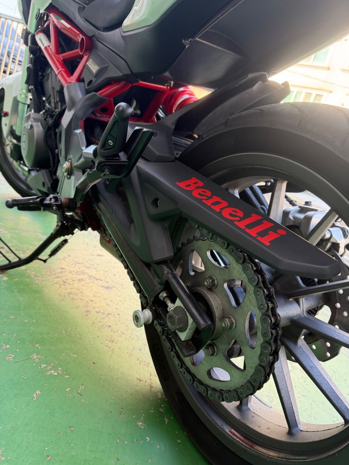 베넬리 TNT 300 ABS 7