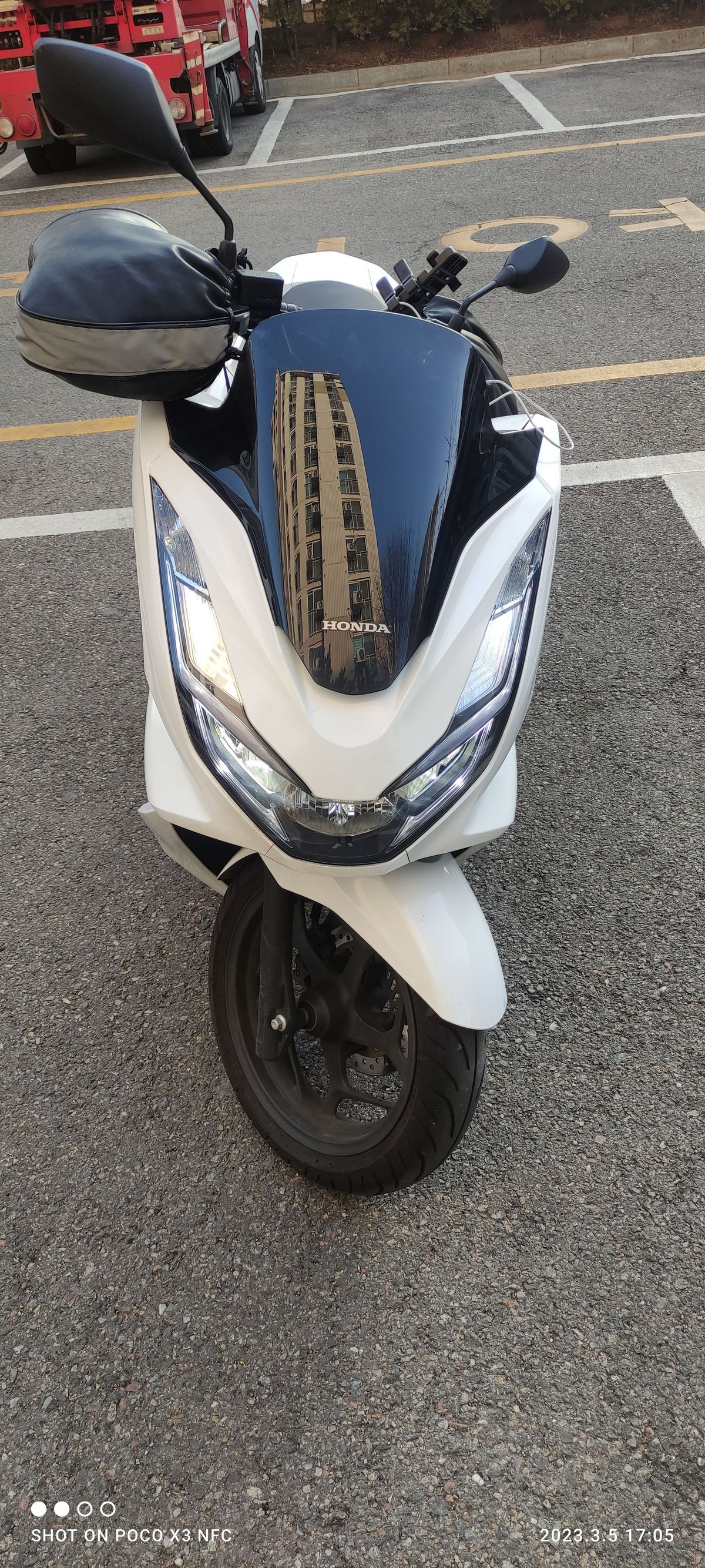 혼다 PCX 125 more