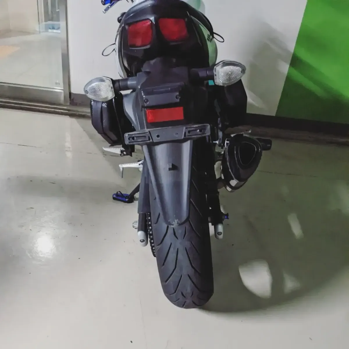스즈키 SV 650 4