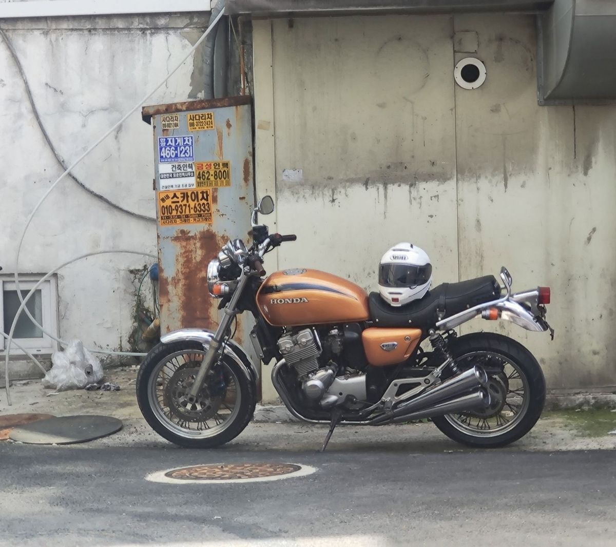혼다 CB 400 FOUR main