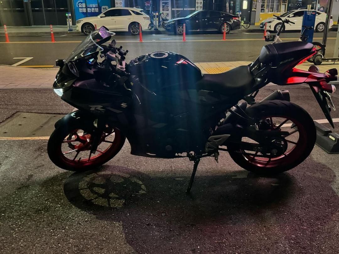 스즈키 GSX R 125 ABS 6